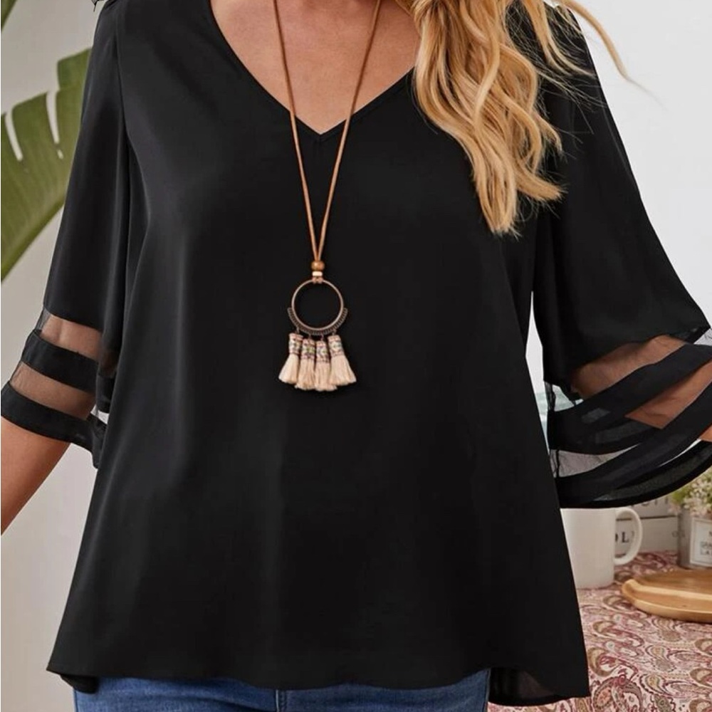 Emery Rose Sz 14 (XXL) Black Blouse